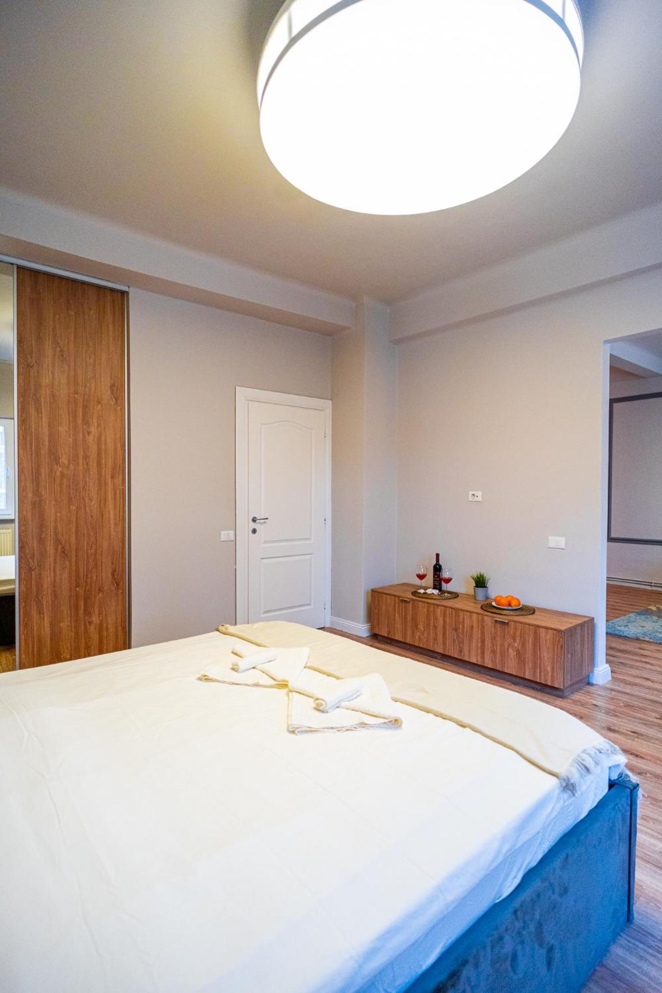 Cozy Apartments Near Calea Victoriei Бухарест Экстерьер фото
