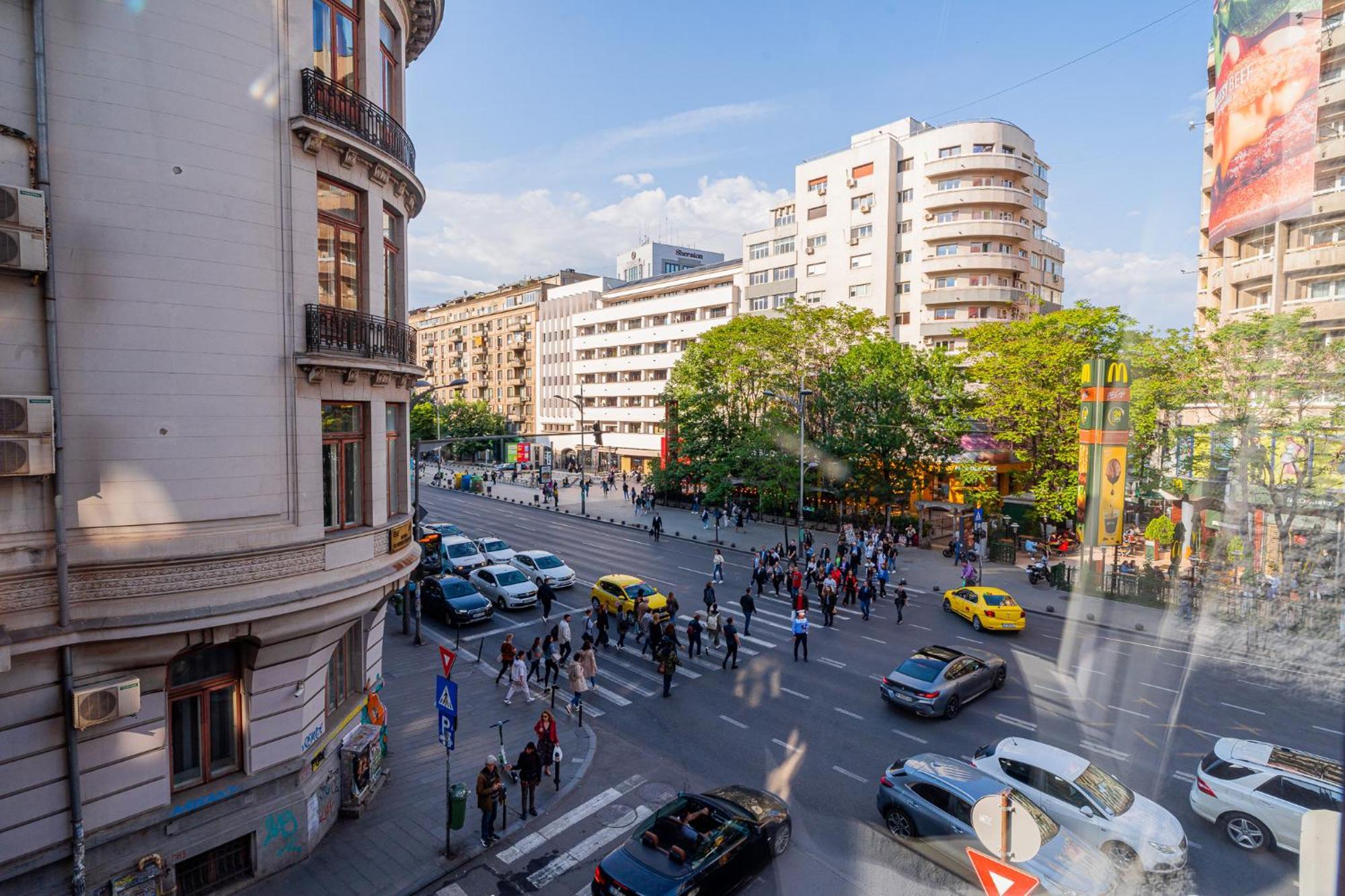 Cozy Apartments Near Calea Victoriei Бухарест Экстерьер фото